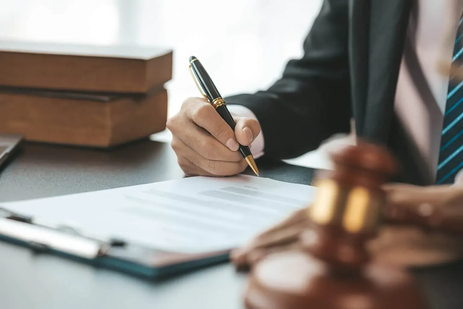 a-lawyer-sits-in-his-office-o-1536x1024.webp