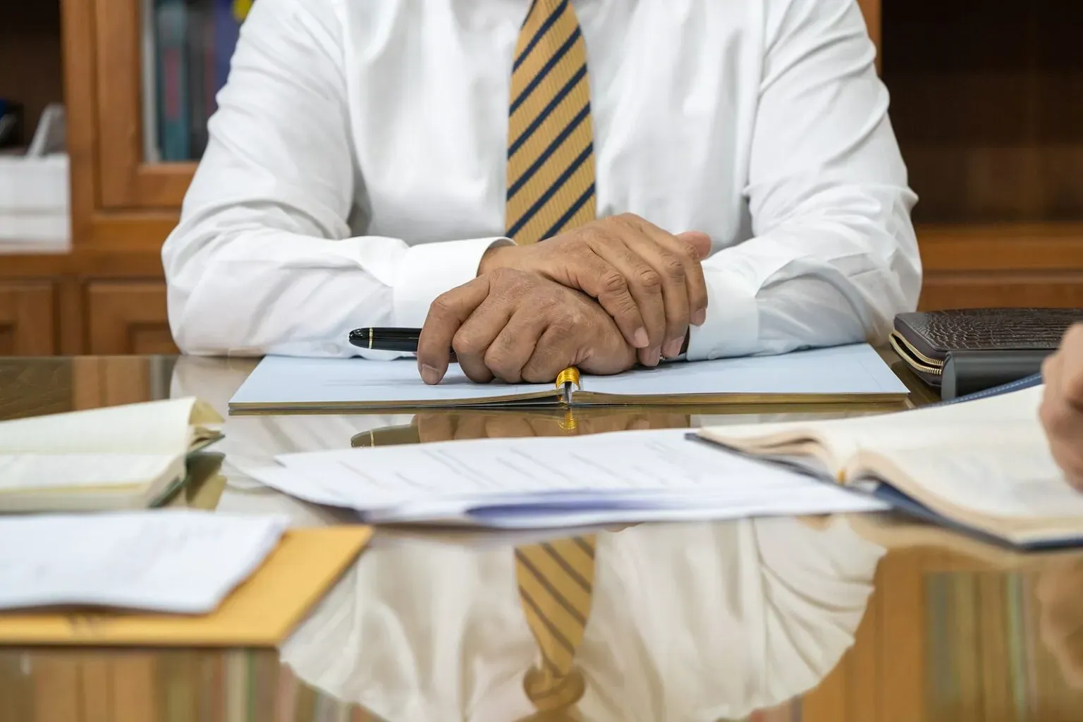 bigstock-A-Senior-Lawyer-In-Formal-Unif-449753077-min-1536x1024.webp