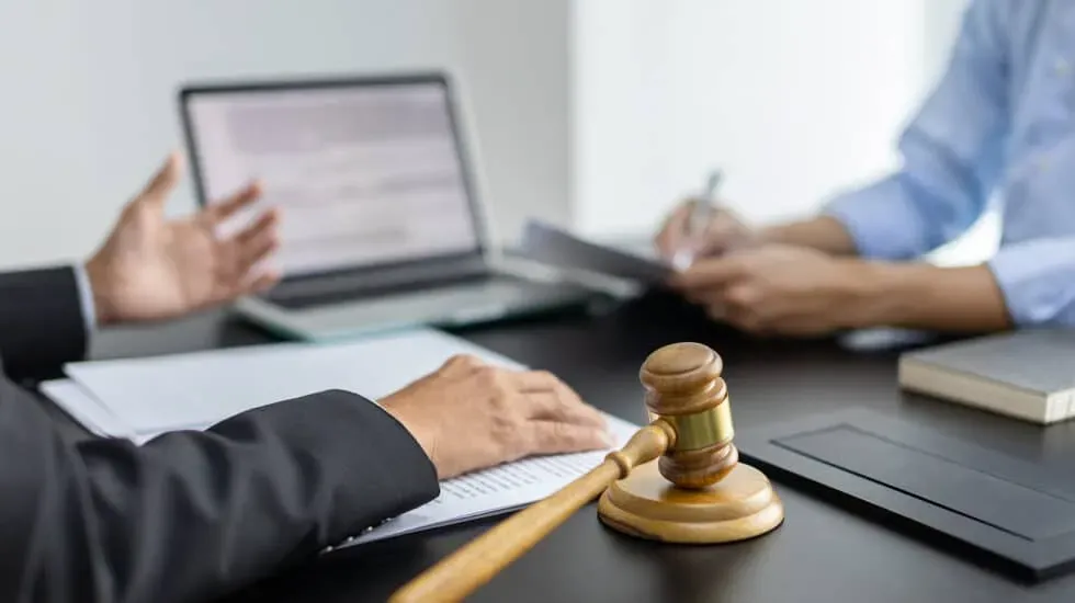 bigstock-Lawyer-or-judge-has-recommend-462312795-980x550.webp