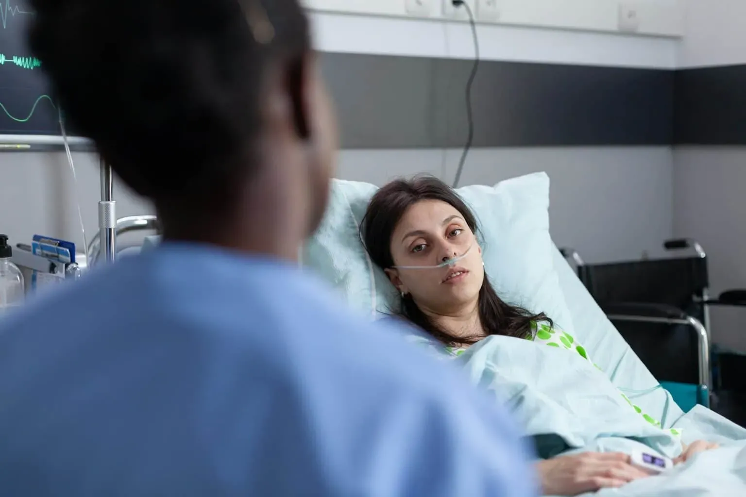 bigstock-Over-Shoulder-View-Of-Patient-446284451-min-1536x1024.webp