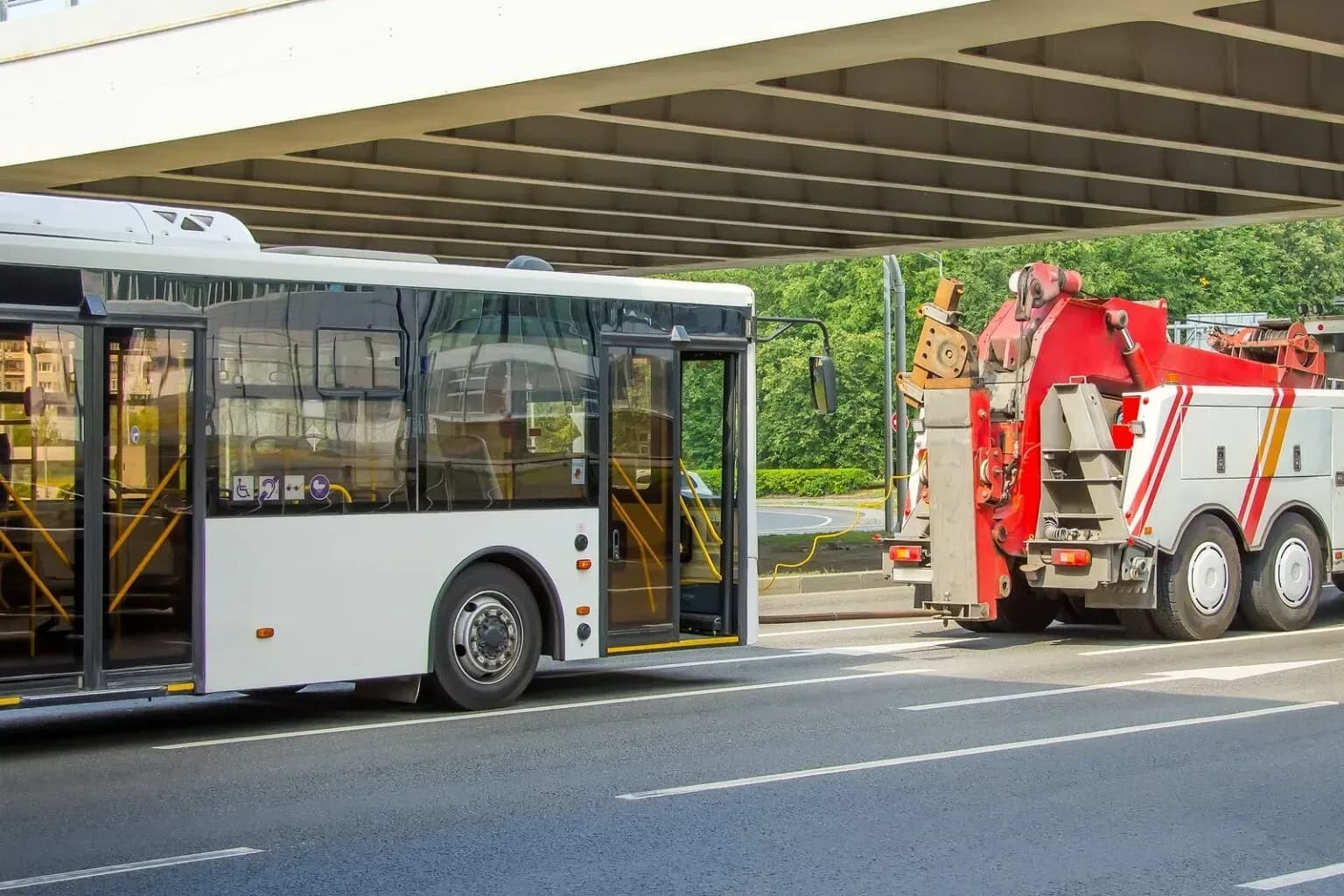 bigstock-Repair-And-Recovery-Vehicle-Ev-430271785-min-1536x1024.webp