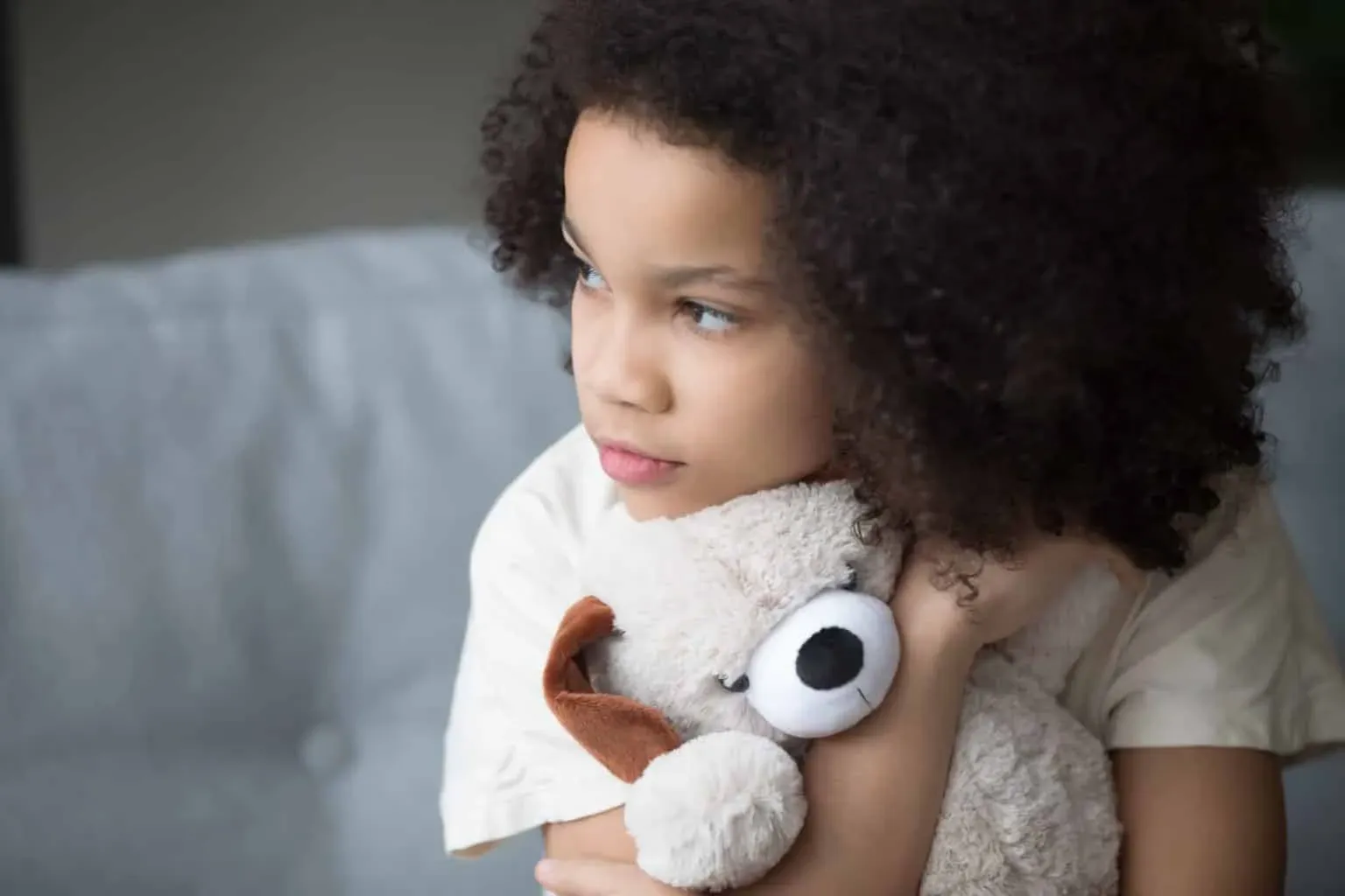 bigstock-Unfortunate-Stray-Biracial-Kid-297995578-min-1536x1024