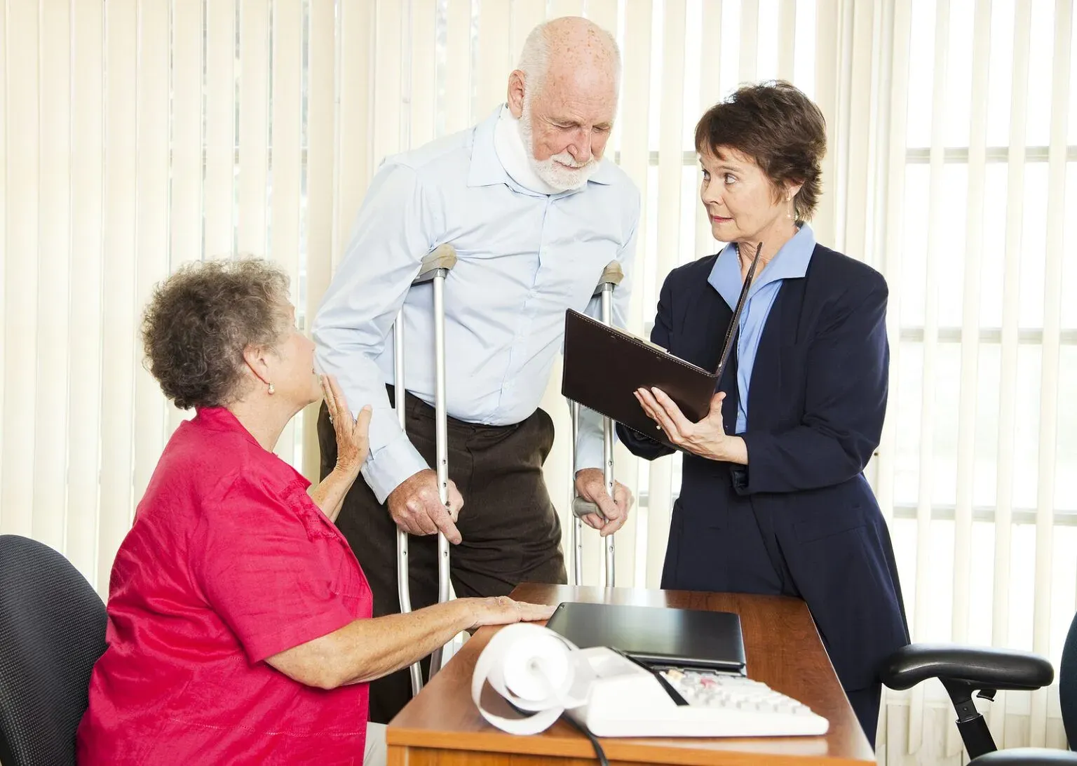 injured-man-with-lawyer-1536x1092.webp