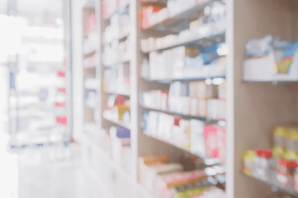 pharmacy-store-interior-980x653.webp