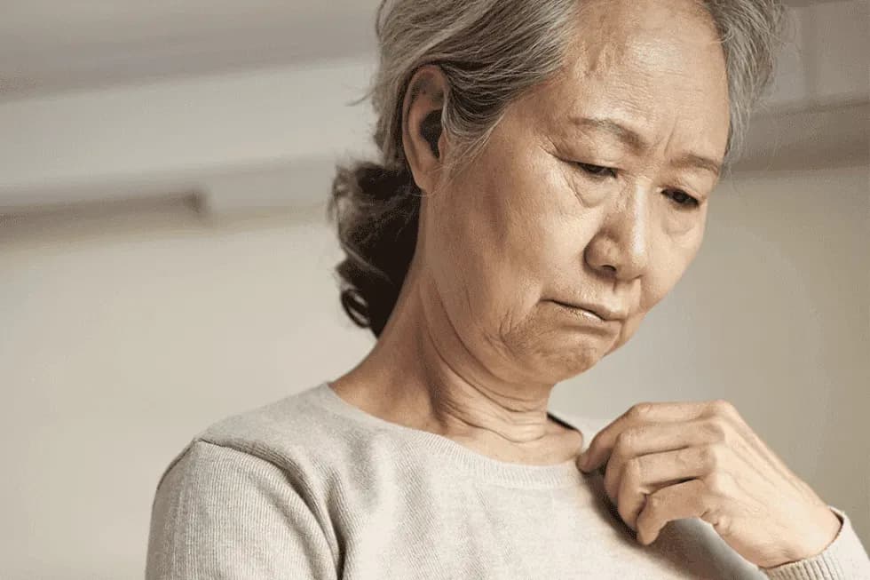 sad-and-depressed-asian-old-980x653.webp